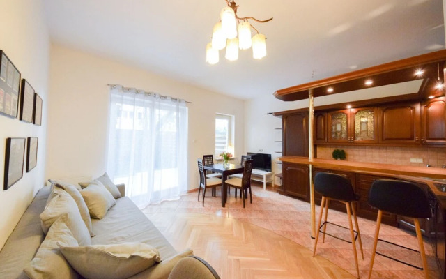 ShortStayPoland Bialobrzeska (B35)