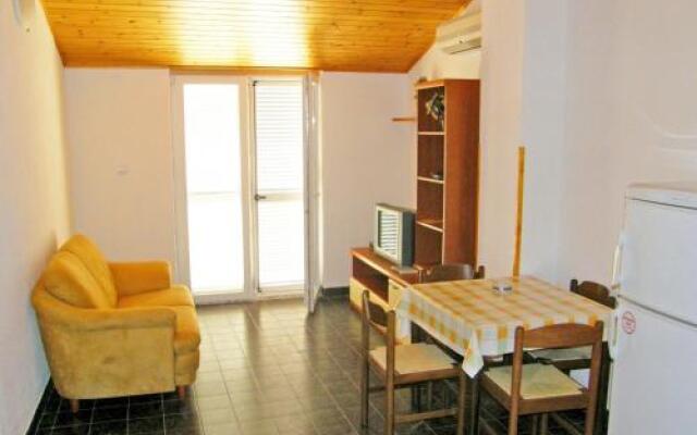 Apartments Drandic 94