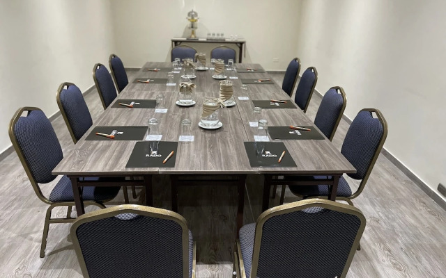 Rado Hotel - Quintanas