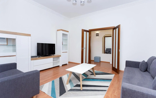 Апартаменты на Ленина 4