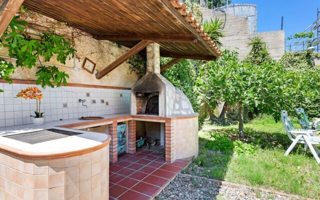 Lovely Villa in Messina near Sea Beach