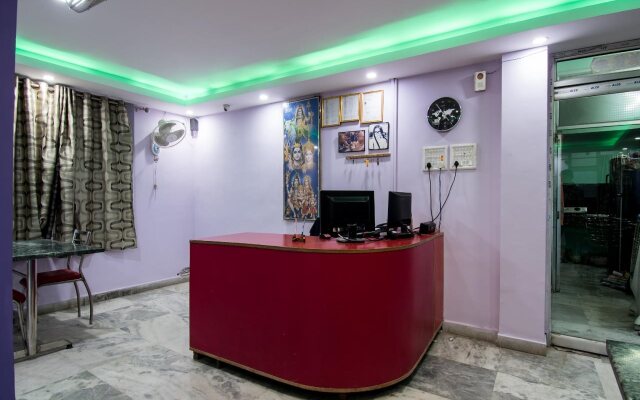 Viraj Hotel By OYO Rooms