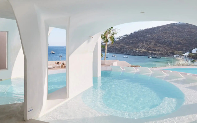 Mykonos Blu, A Grecotel Resort to Live