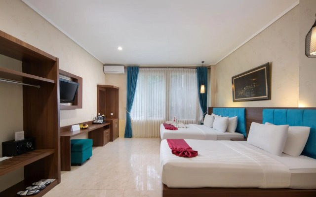 Royal Hotel and Villa Trawas