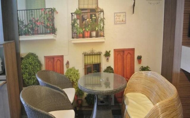 Paldogangsan Guesthouse