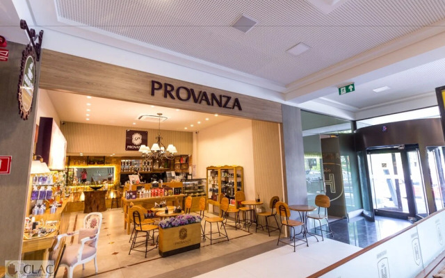 Holanda's Prime Residence
