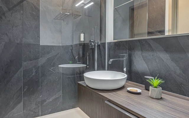 Icon H 506 Suite Business