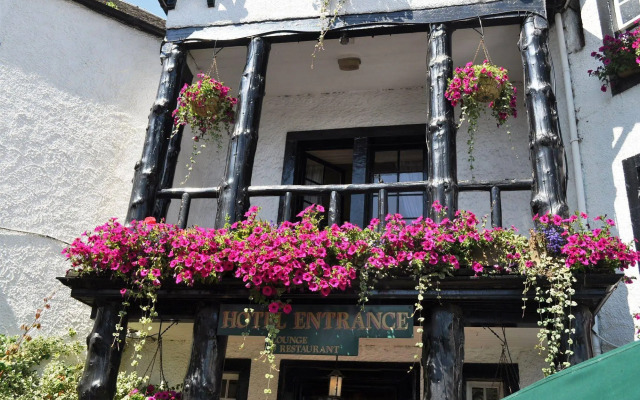 Moulin Hotel