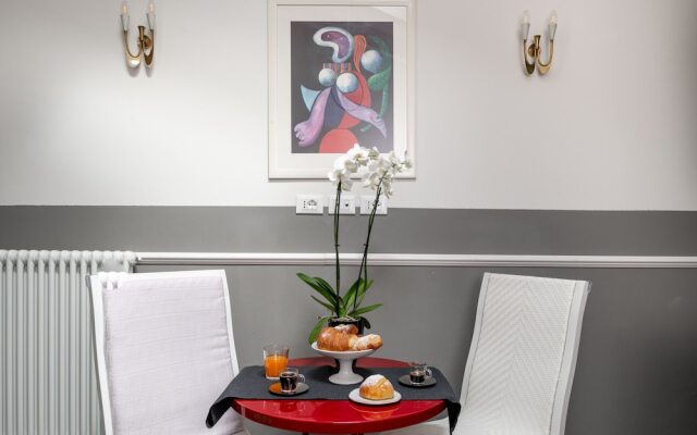 L'8 Boutique Design Apartments
