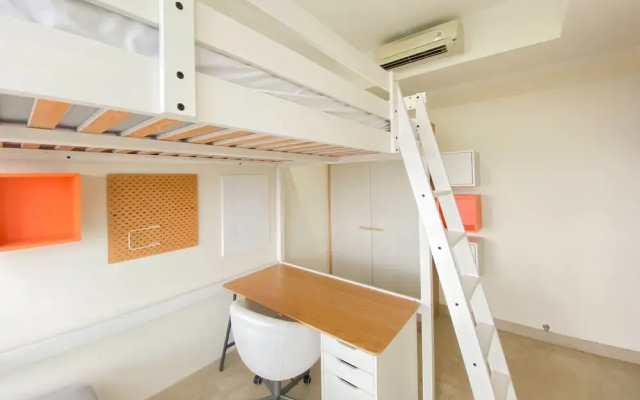 Spacious And Comfort Living 2Br At Menteng Park Apartment