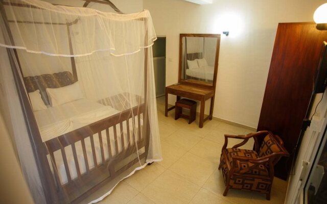 Tharanga Surfing Villa