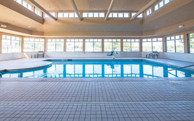 Holiday Inn Express Hotel & Suites Kansas City - Grandview