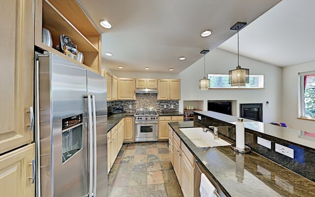 56pcbbto 3 Bedroom Duplex