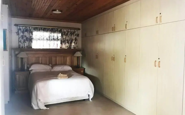 Sedgefield Lagoon Hideout - Kingfisher Drive