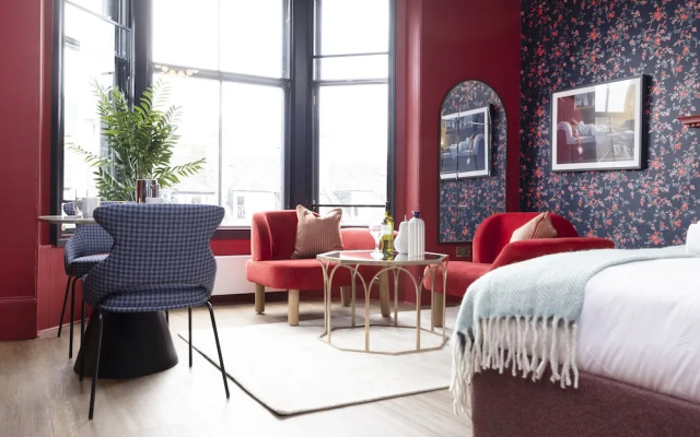 30 Castle Street Aparthotel