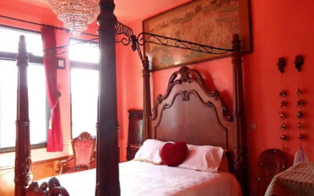Donggang Town Bed and Breakfast(東港小鎮民宿)