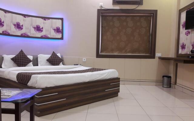 Hotel Empire Gandhidham