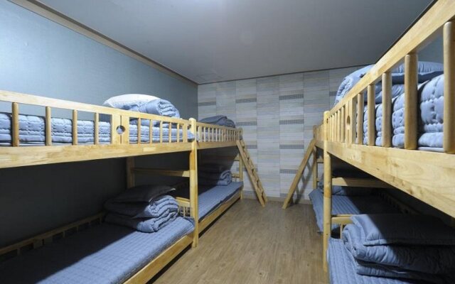 Panda Guesthouse - Hostel