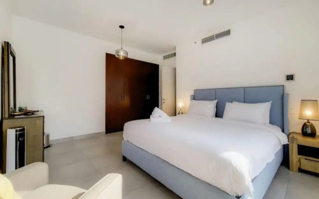 Large 4 Bedroom Sea View Jbr