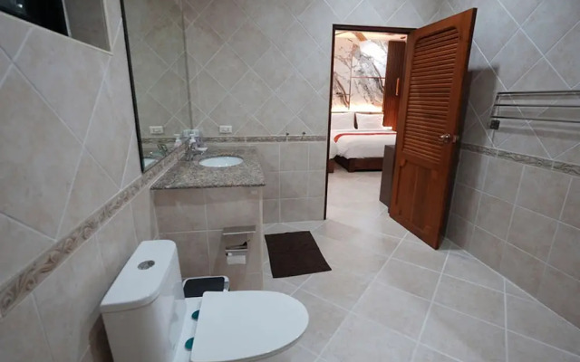 Majestic Seaside Pool Villa