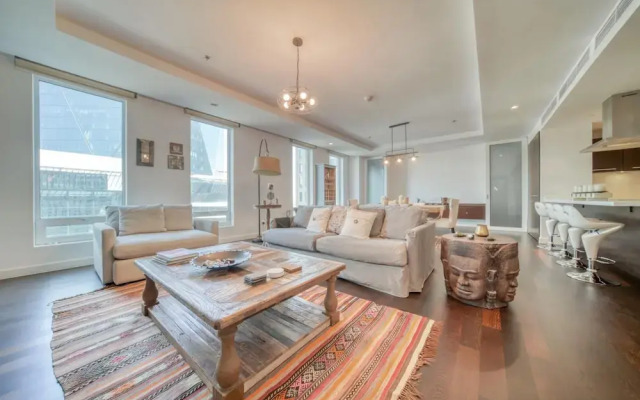 Sleek and Convenient 1BR Apt in Difc