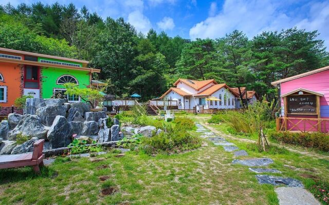 Lake and Pine Spa Pension