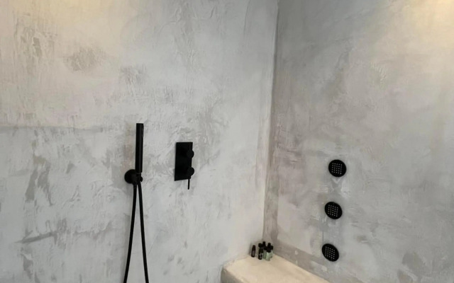 Manios Suites