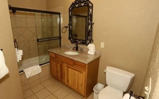 Eagle's Nest Condo Resort