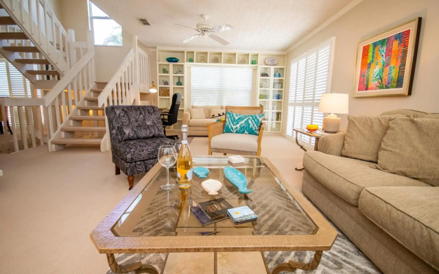 Beach Walk - 6250 Holmes #31