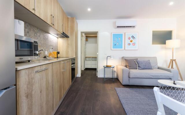 Benfica Apartments I by Homing