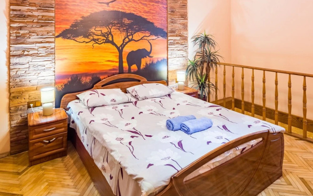 Duplex of two bedrooms on Kulisha Street