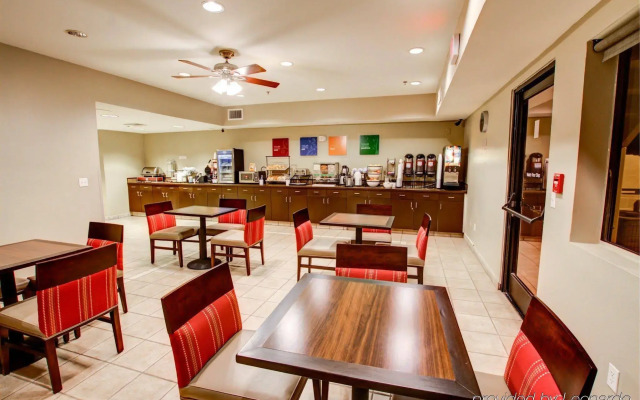 Spark by Hilton Fountain Hills Scottsdale