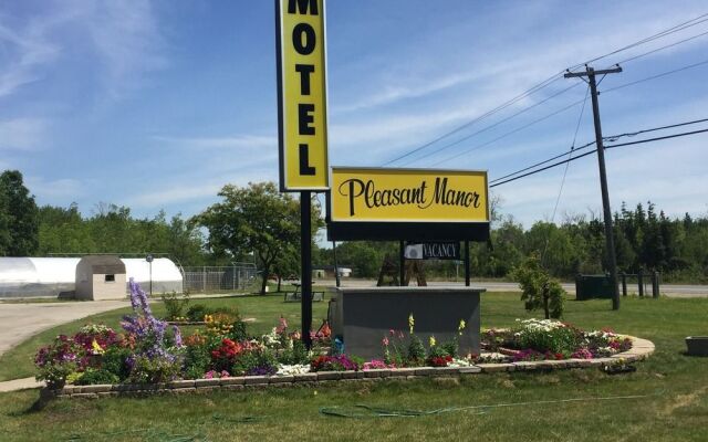 Pleasant Manor Motel