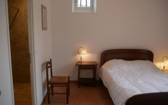 Gîte Ouzouer-sur-Trézée, 4 pièces, 8 personnes - FR-1-590-144