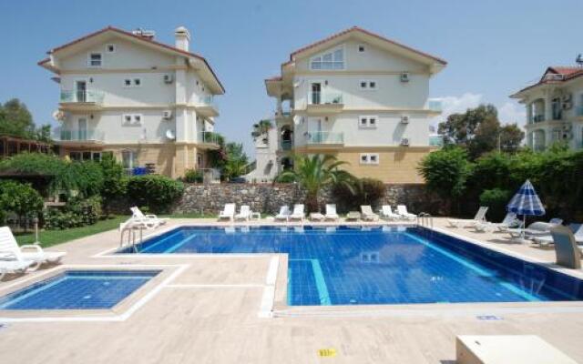 Saros Apartments Calls Beach
