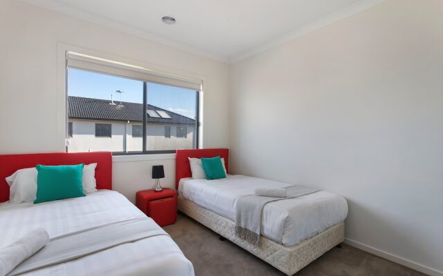 Wyndham Harbour Villa - Melbourne
