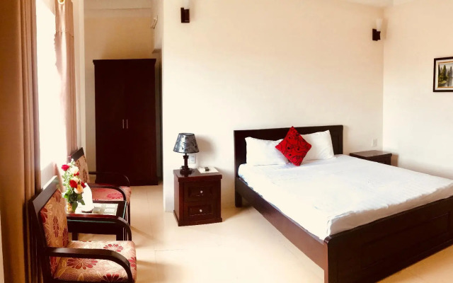 Nam Long Plus Hotel