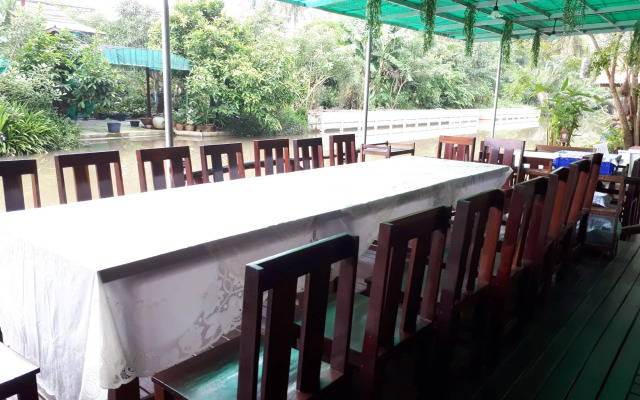 Baan Kornnara Resort