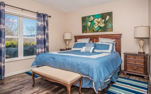 Whispering Pines 413hc