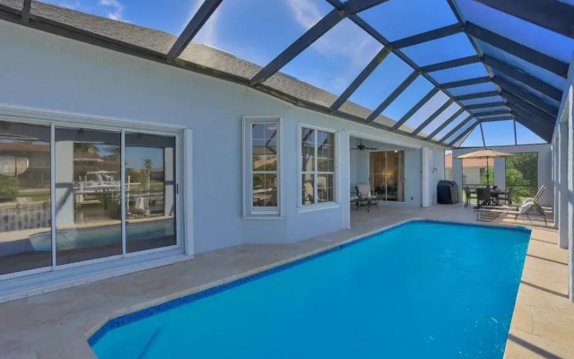 Lovely Pet-friendly Waterfront Home With Pool and Dock