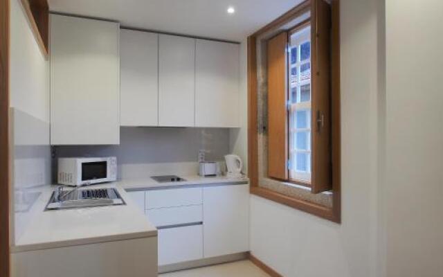 Belomont6 Apartments