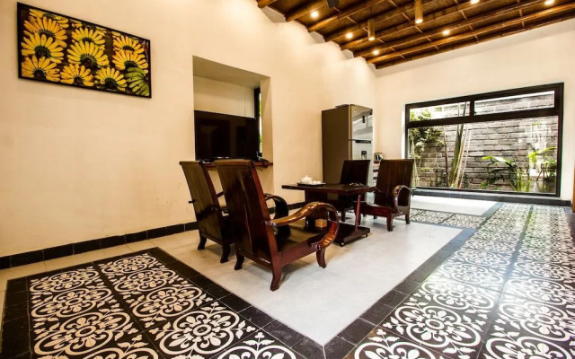 Tam Coc Banana Bungalow