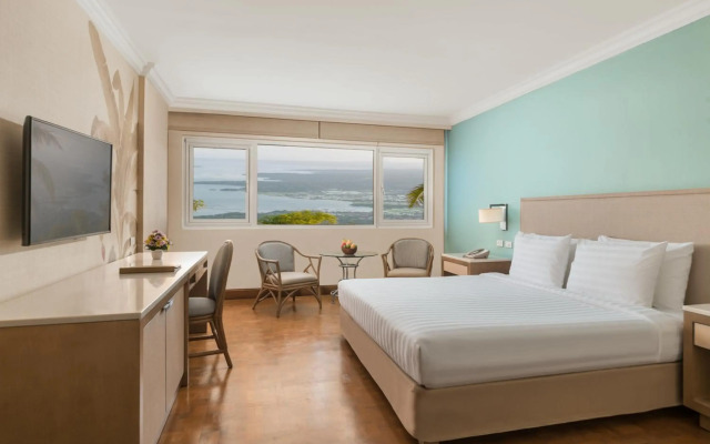 Taal Vista Hotel