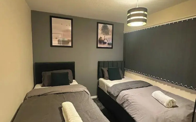 Sark Drive Serenity-cosy 3BR House in Birmingham
