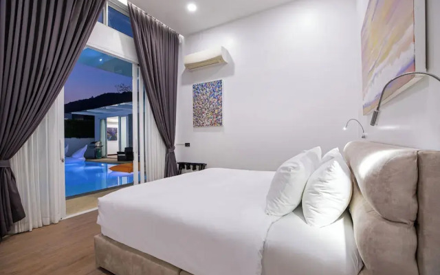 Villa Luna - Exclusive 4BR Residence