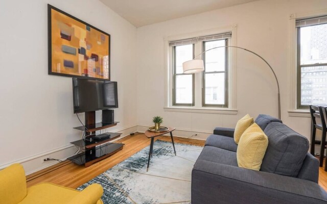 Location, Location, Location! Gym! Great Views!