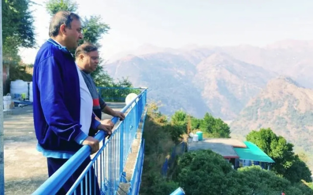 The Yamuna Deck Resort and Cafe