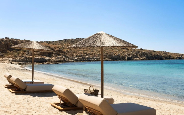 Casa Del Mar Mykonos Seaside Resort