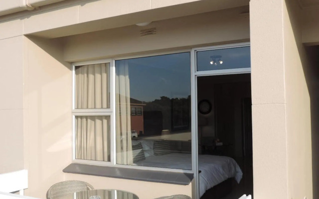 Vredenburg Boutique Lodge