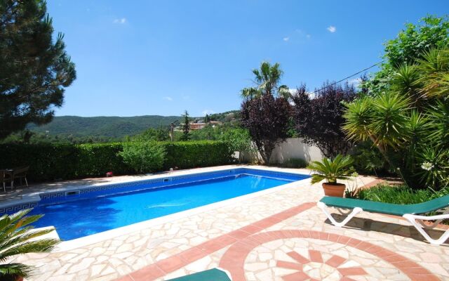 Premium Villa in Calonge With Swimming Pool